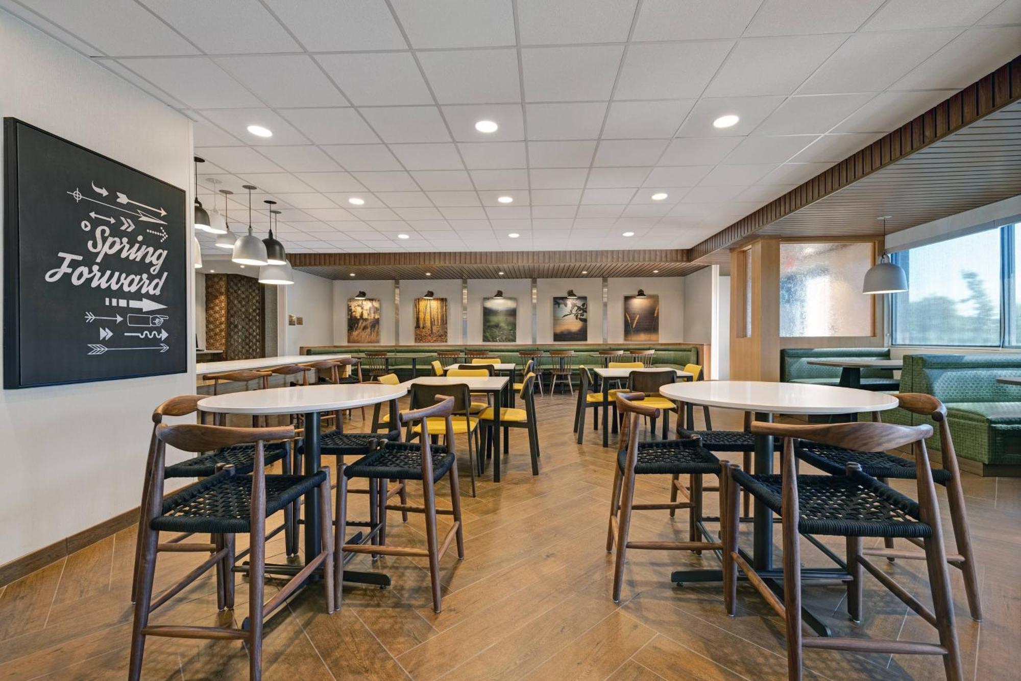 Fairfield Inn & Suites By Marriott Milwaukee ブルックフィールド エクステリア 写真