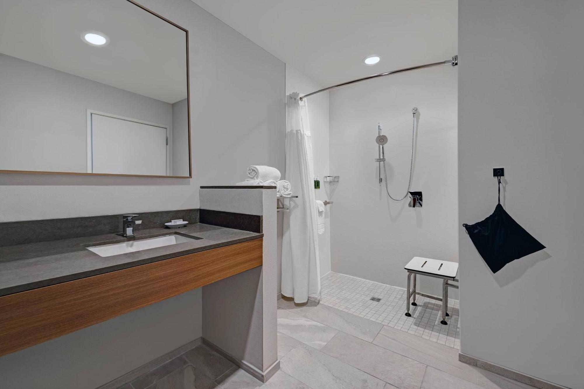 Fairfield Inn & Suites By Marriott Milwaukee ブルックフィールド エクステリア 写真
